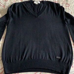 Burberry men’s vneck sweater Black